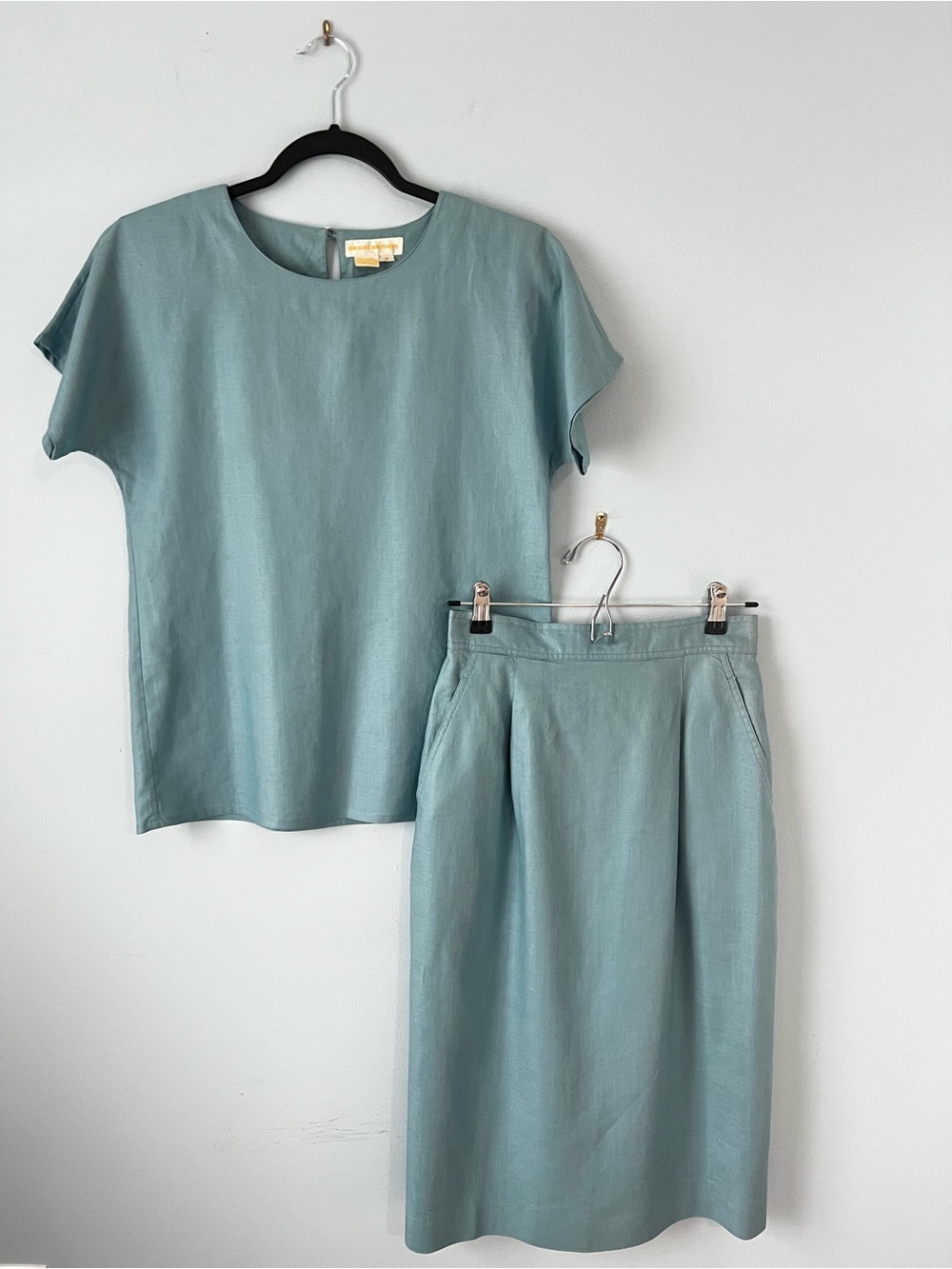 Brooks Brother’s Linen Skirt Set, Light Blue, Size 6